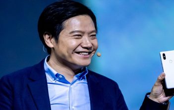 El CEO de Xiaomi, Lei Jun, comparte sus 3 celulares favoritos