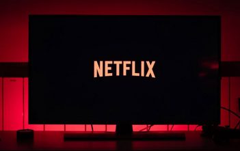 Se enojó Netflix Ya no quiere usuarios compartiendo cuentas y bloquea acceso a terceros