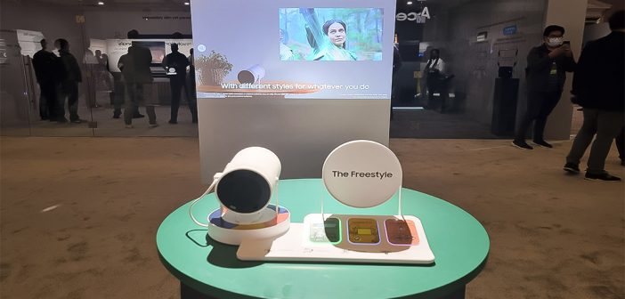Conocimos a The FreeStyle, el nuevo proyector smart portátil de Samsung, esta es nuestra experiencia CES 2022